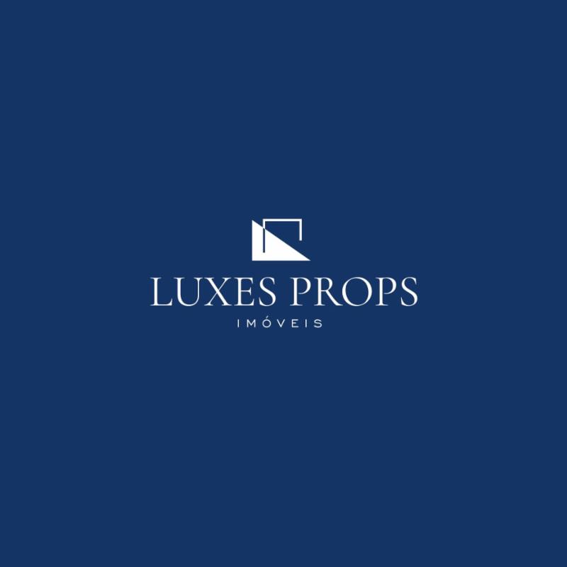 Luxes Props logo