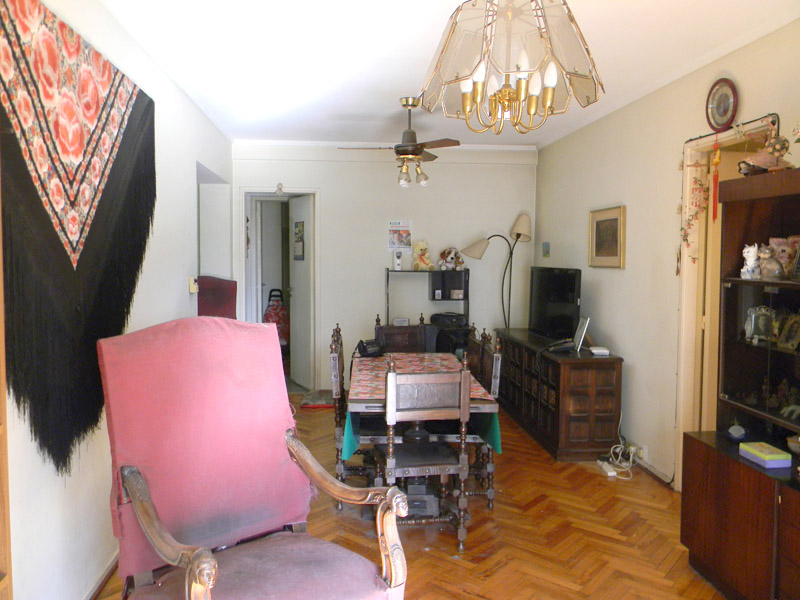 VENTA : : 3 AMB. c/DEPEND. : : AV. ENTRE RIOS 700 : : U$S 152000 : : RETASADO!!