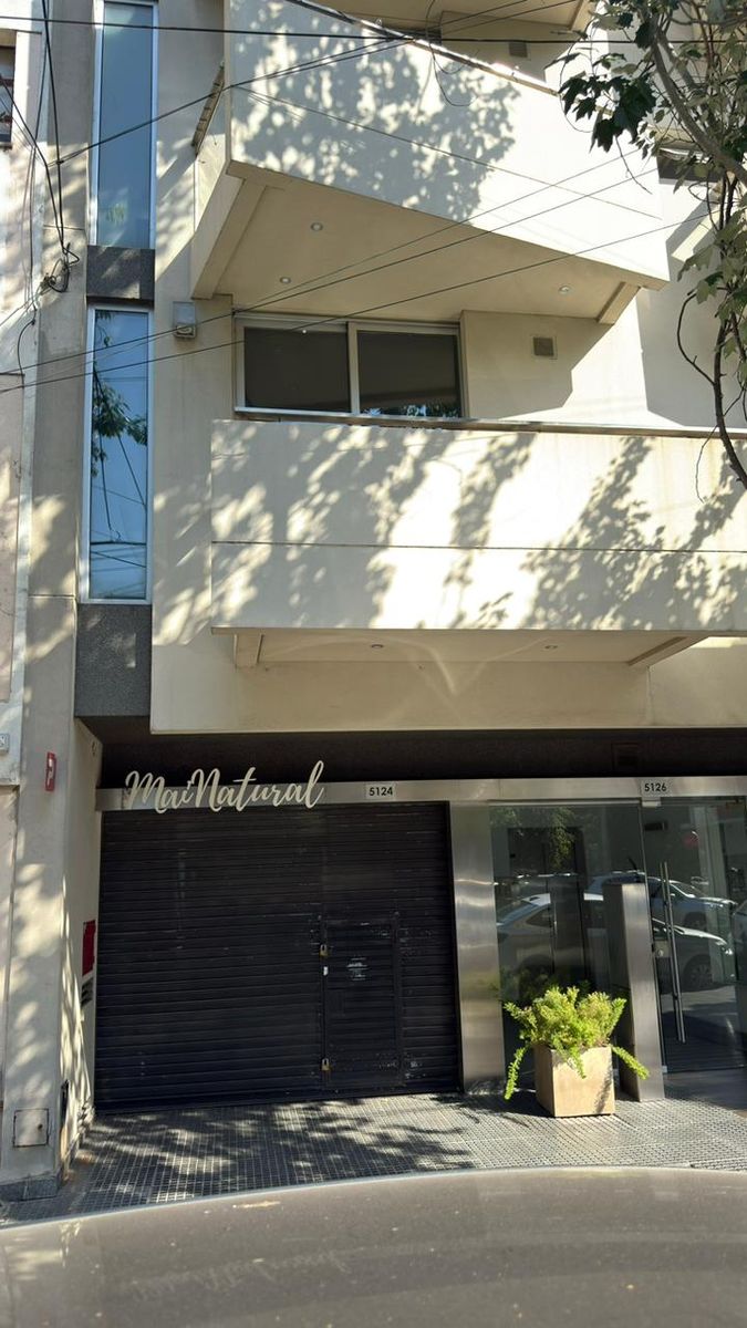 LOCAL EN ALQUILER CON PATIO