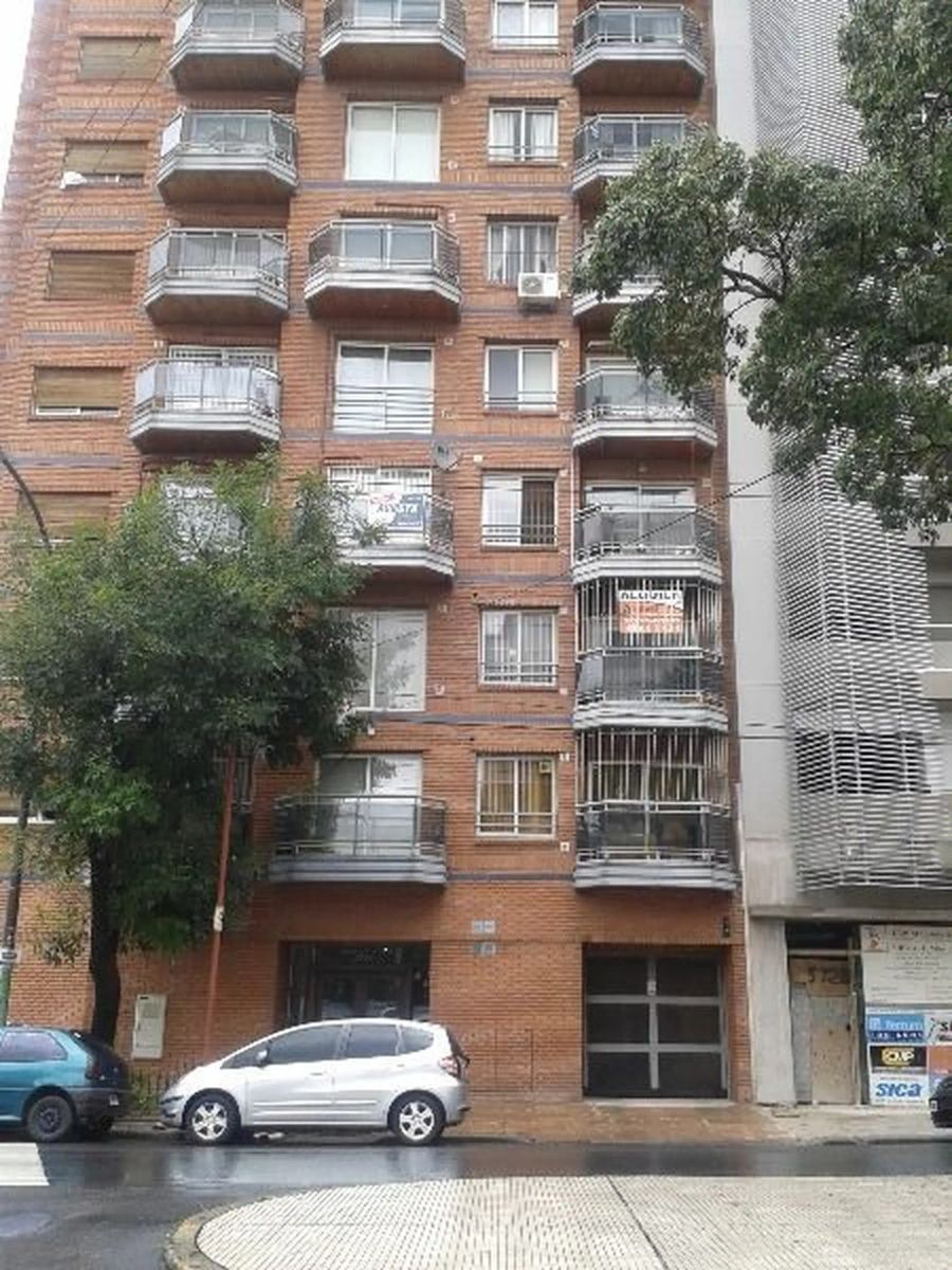 3 AMBIENTES CON DOS BAÑOS COMPLETOS , COCINA INDEPENDIENTE , BALCON ALBOULEVARD VILLA LURO