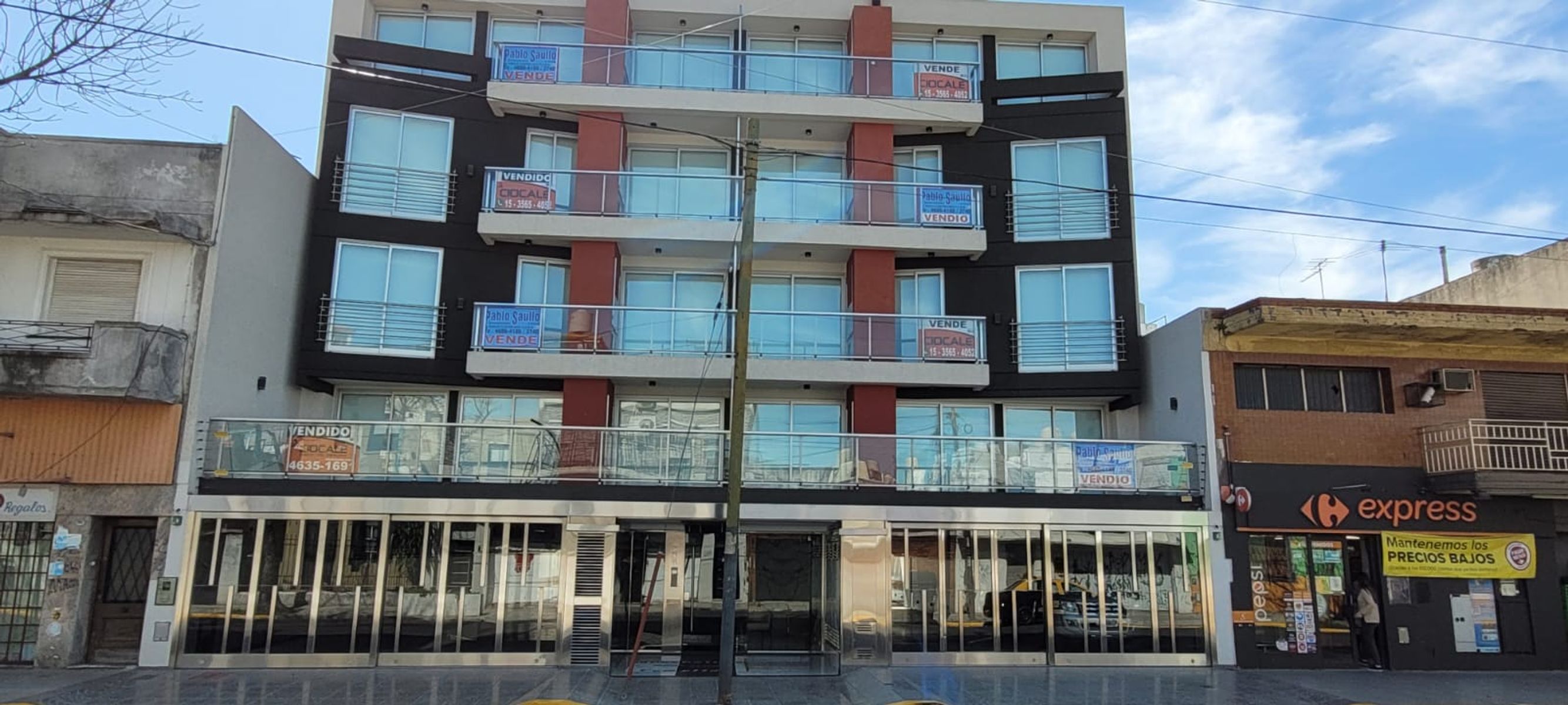 2 AMBIENTES CON BALCON , IMPECABLE