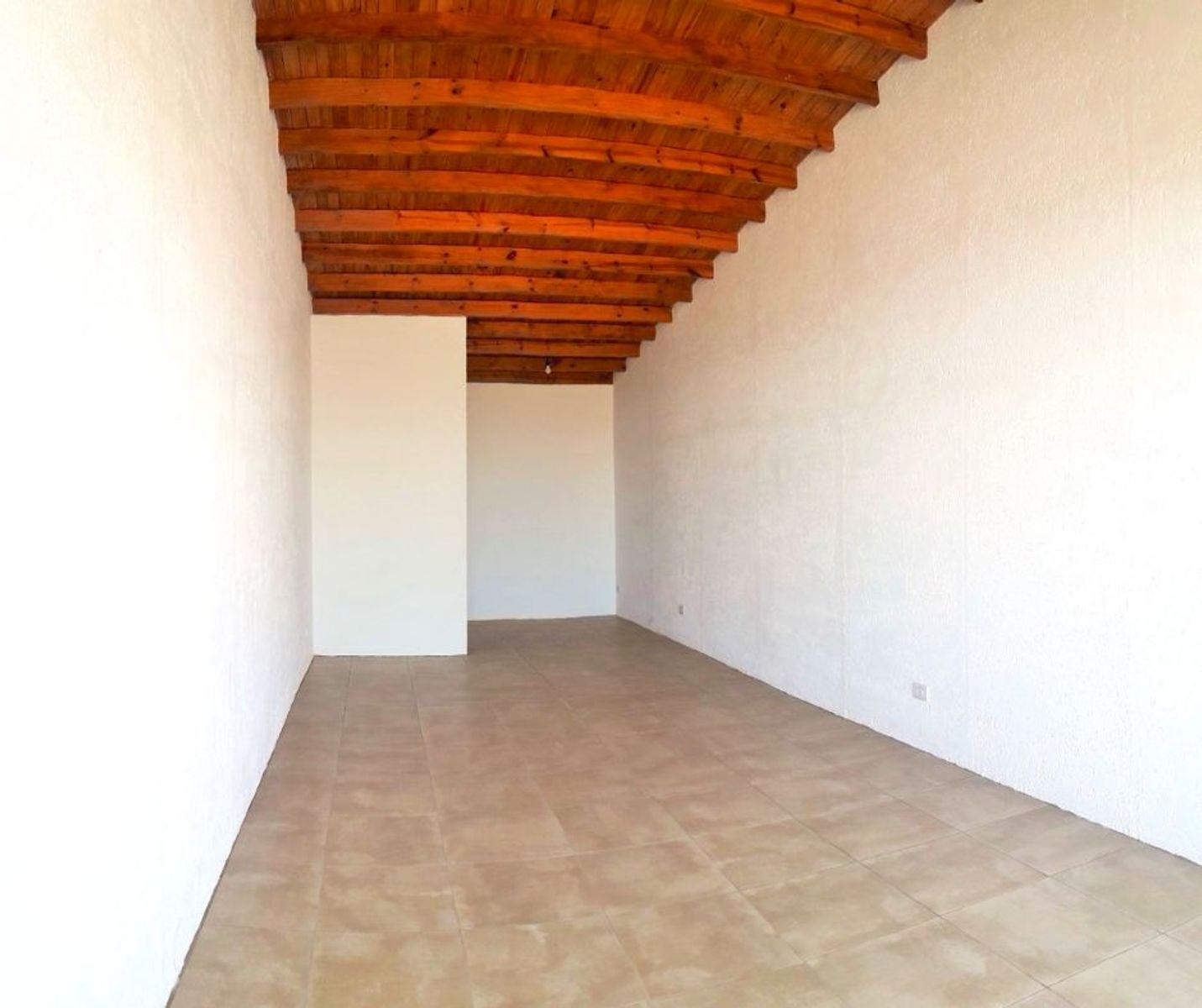 LOCAL COMERCIAL EN AVENIDA - VILLA DE MERLO SAN LUIS - EN ALQUILER