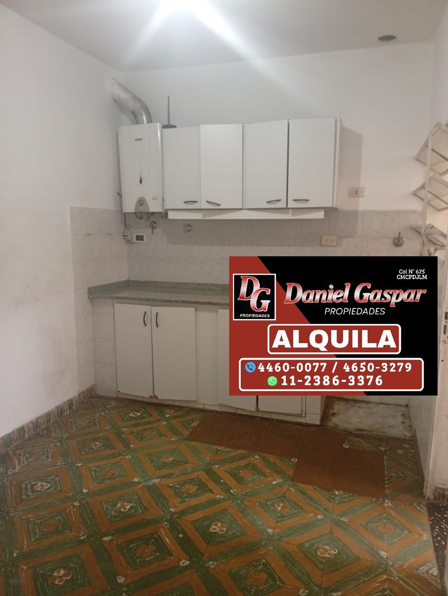 ALQUILER - DEPARTAMENTO 3 AMBIENTES C/PATIO