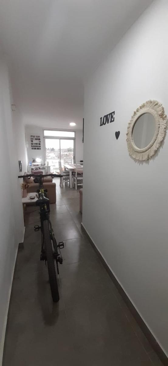 Excelente departamento de 2 ambientes
