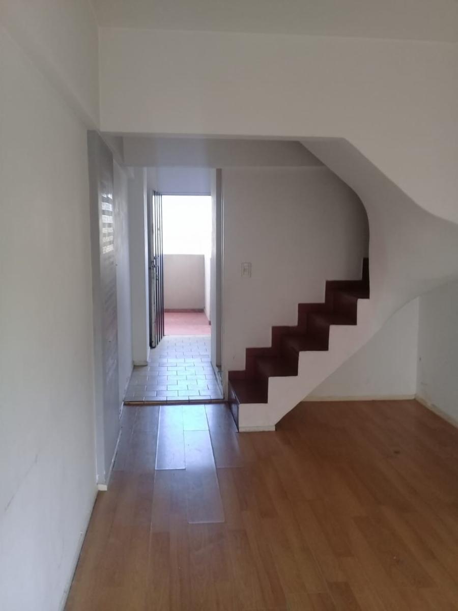 Departamento 2 ambientes con balcon