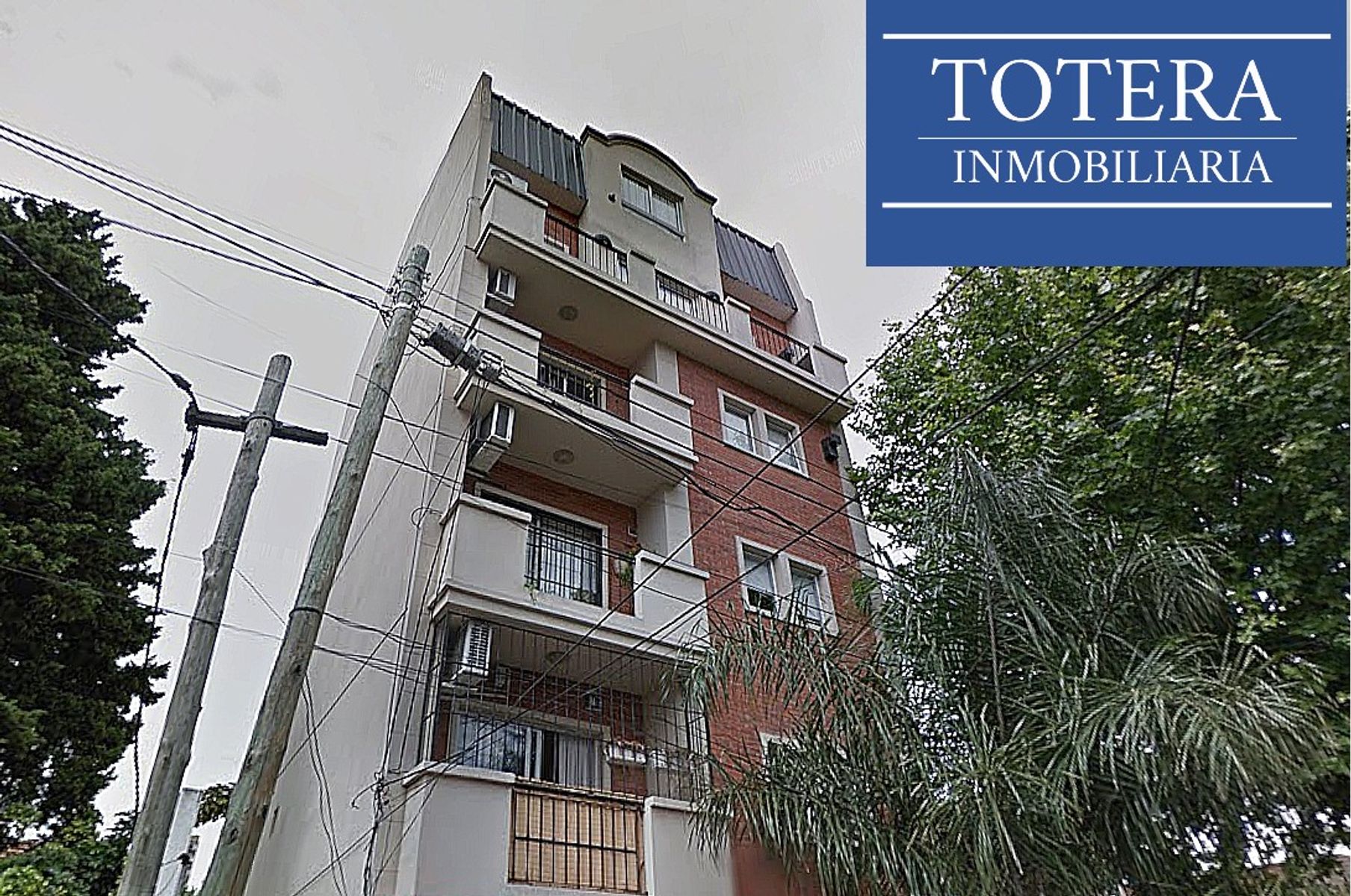 Departamento en duplex 2 ambientes al frente con balcon
