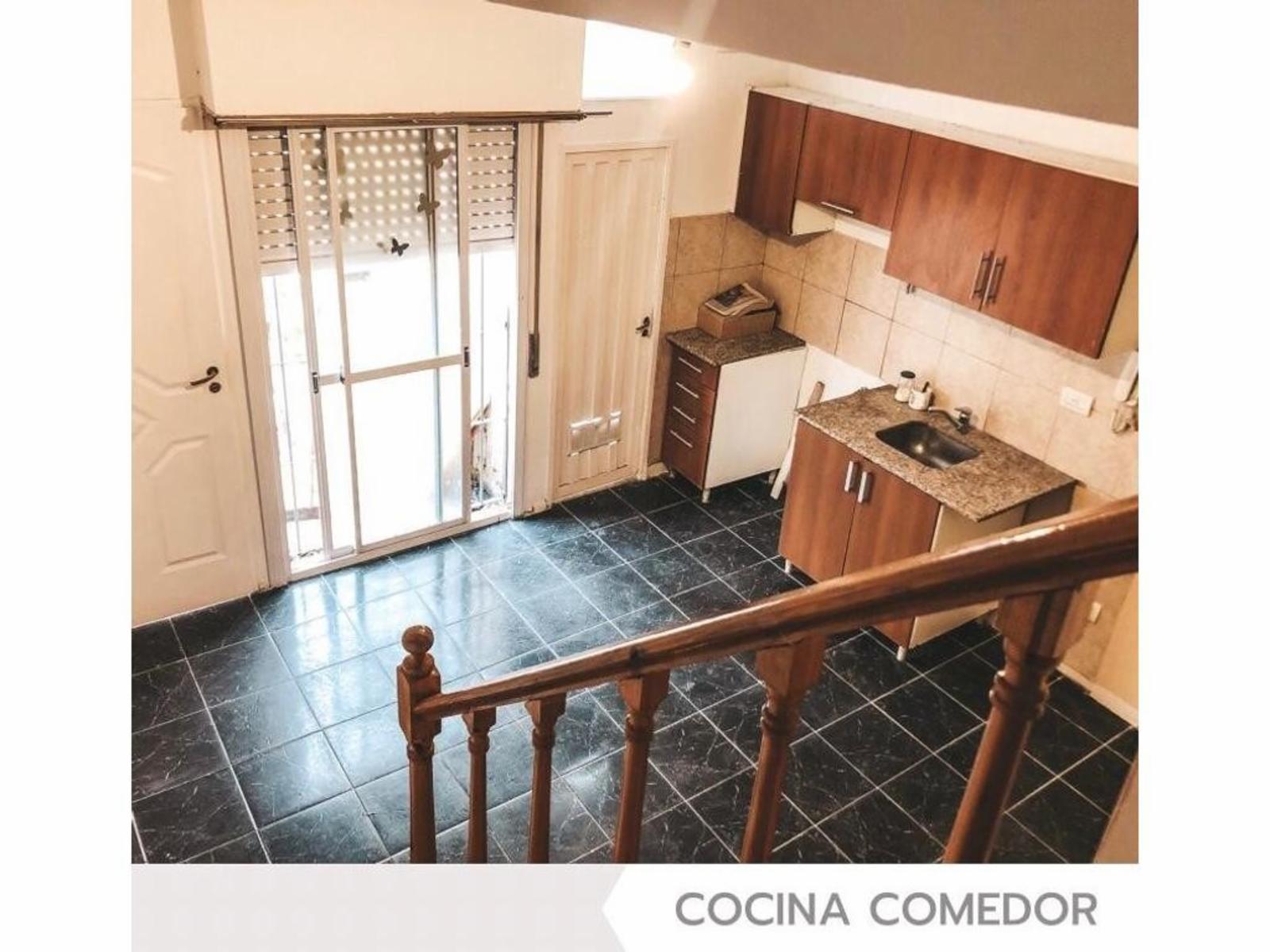 Duplex de 3 amb. con cochera/balcón/lavadero (Suipacha al 1000- R. Mejía)