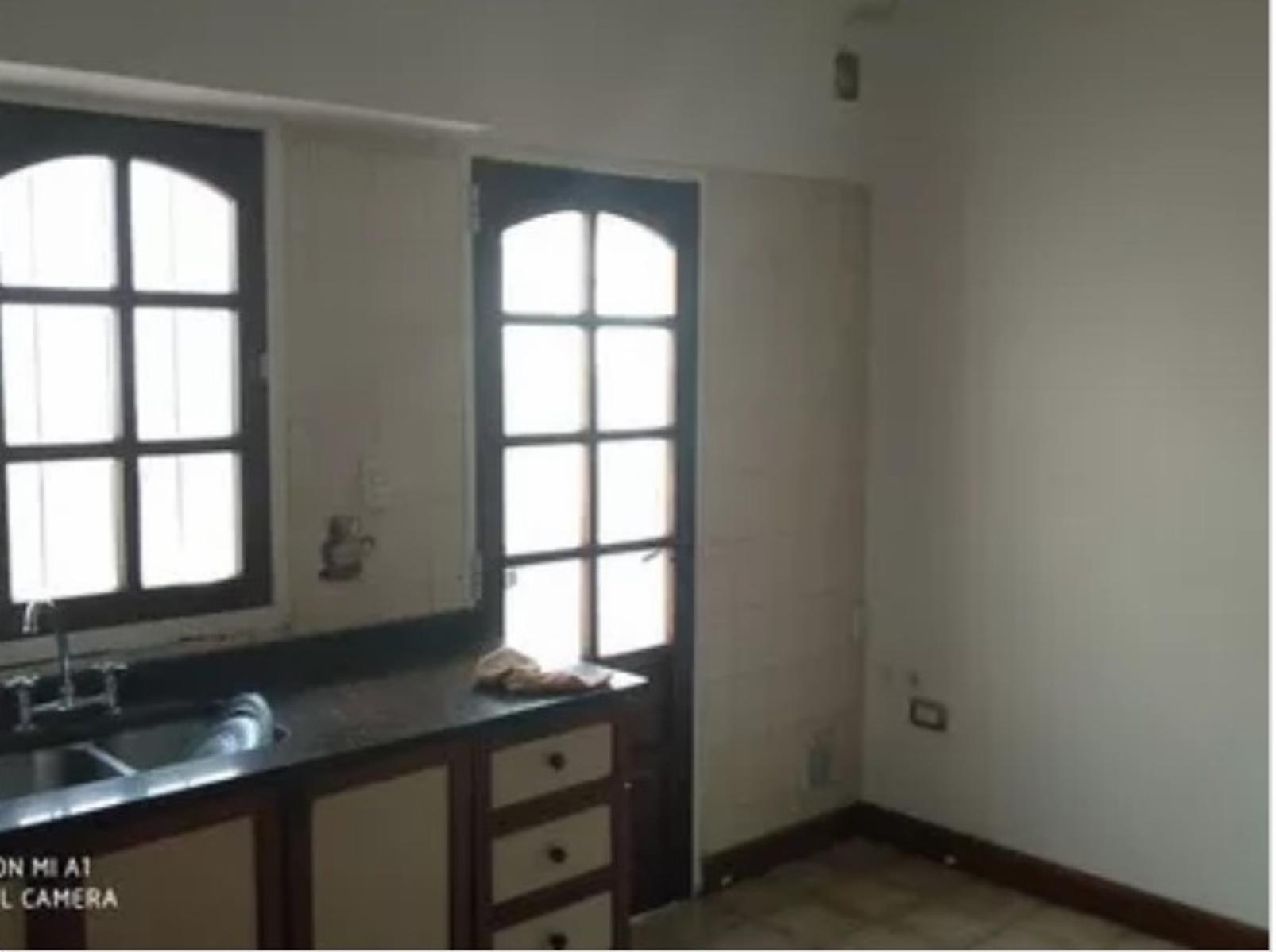 DEPARTAMENTO RAMOS MEJIA POCAS CUADRAS DE LA ESTACIÓN