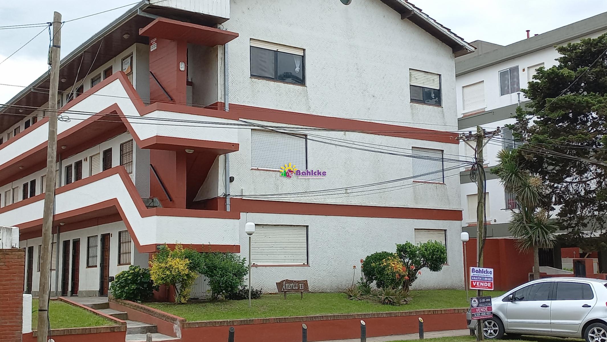 VENTA  OPORTUNIDAD VILLA GESELL  DEPTO 3 AMBIENTES