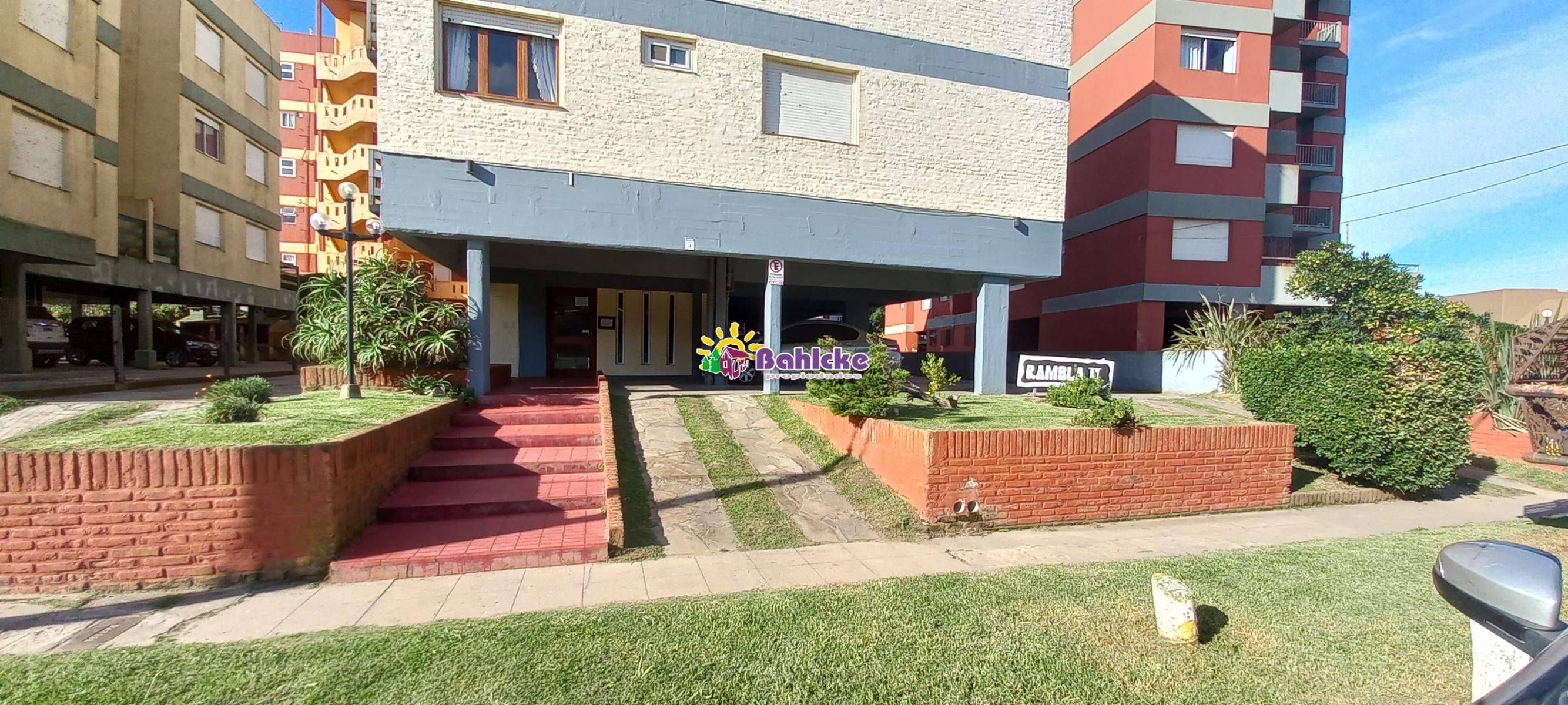 Se vende monoambiente a pasos del mar. Villa Gesell