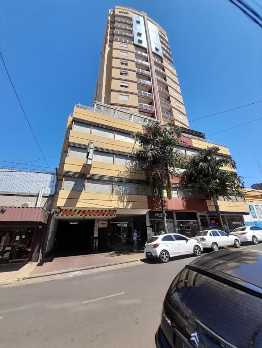 DEPARTAMENTO CENTRICO + EXPENSAS + COCHERA