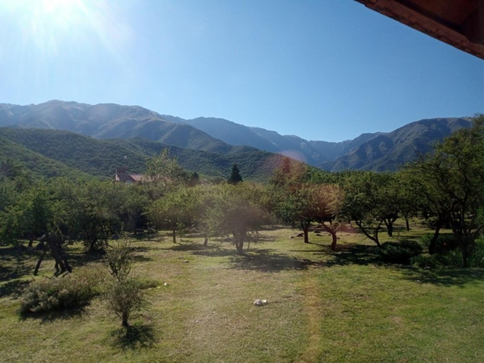 CASA + MONOAMBIENTE EN VENTA LOS MOLLES, SAN LUIS.  ¡ÚNICA AL PIE DE LAS SIERRAS EN LOS MOLLES, SAN LUIS