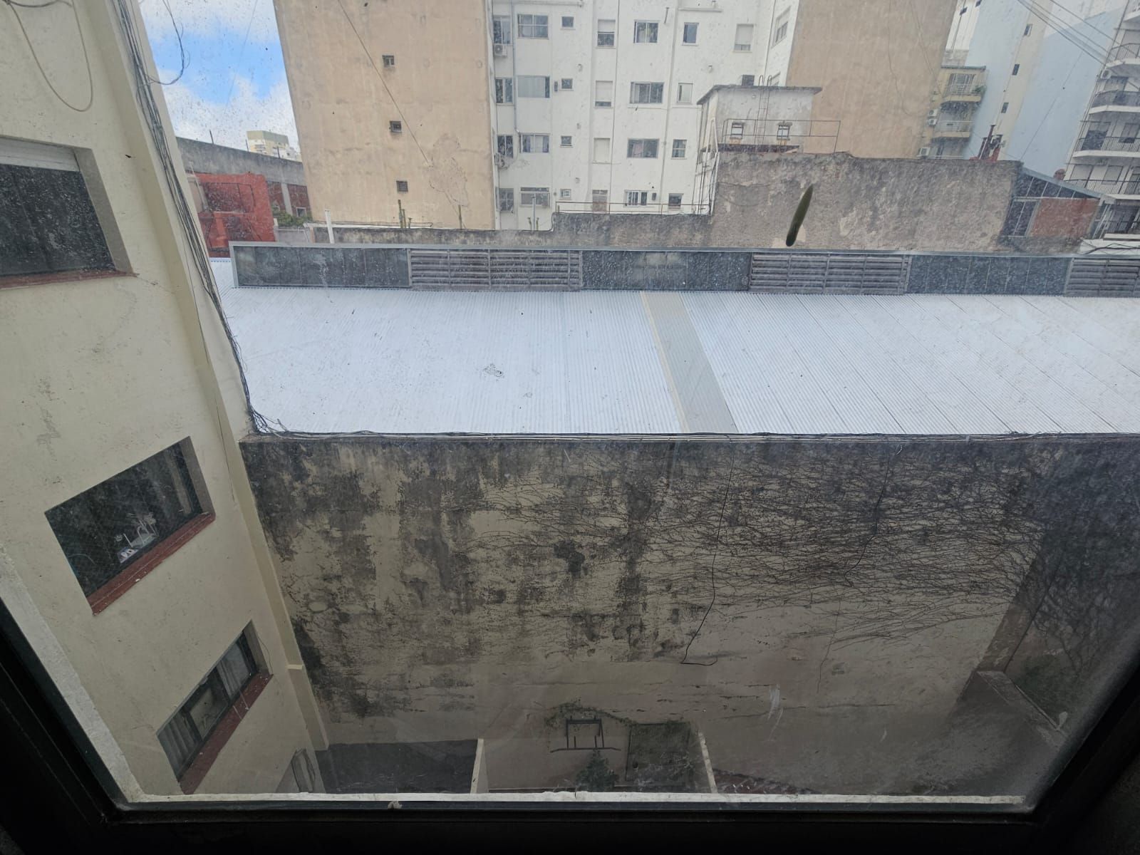 Departamento Venta 3 Ambientes C/ Dependencia Recoleta Frente Muy Luminoso Balcón