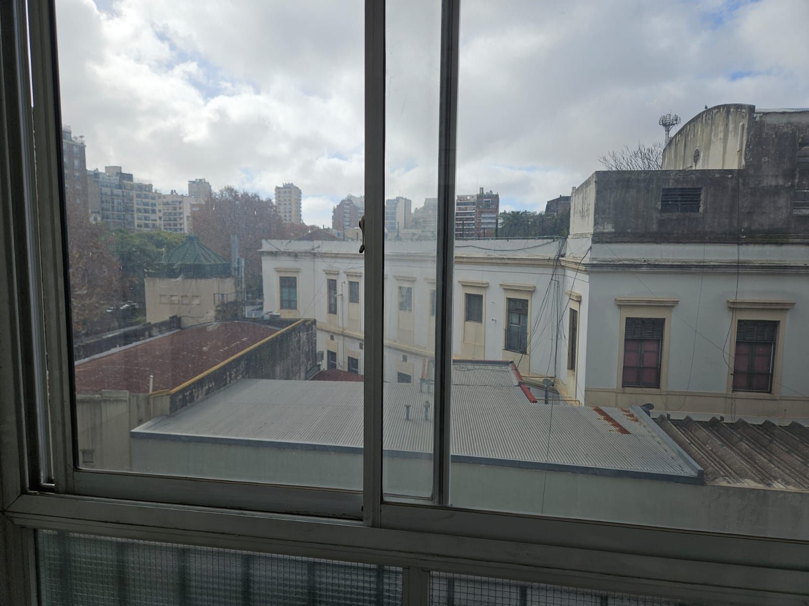 Departamento Venta 3 Ambientes C/ Dependencia Recoleta Frente Muy Luminoso Balcón