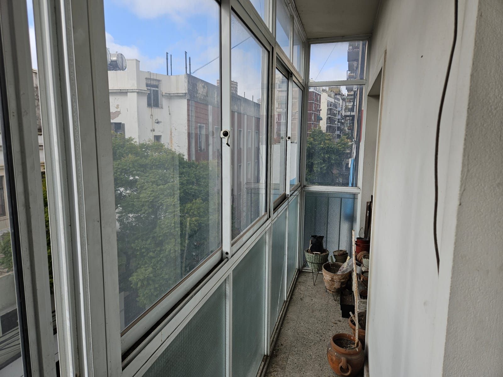 Departamento Venta 3 Ambientes C/ Dependencia Recoleta Frente Muy Luminoso Balcón