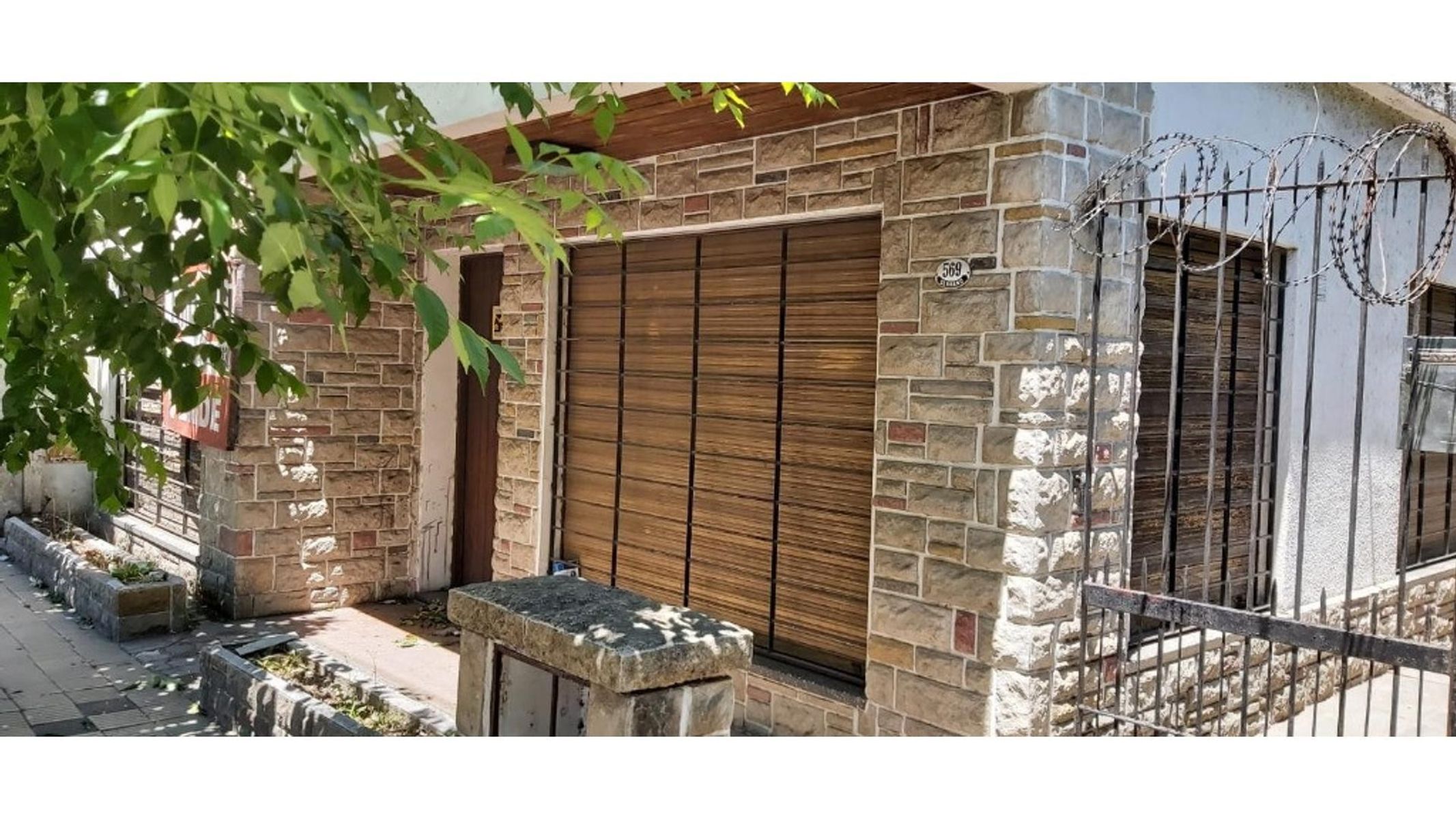 CASA EN VENTA 4 AMBIENTES MUÑIZ