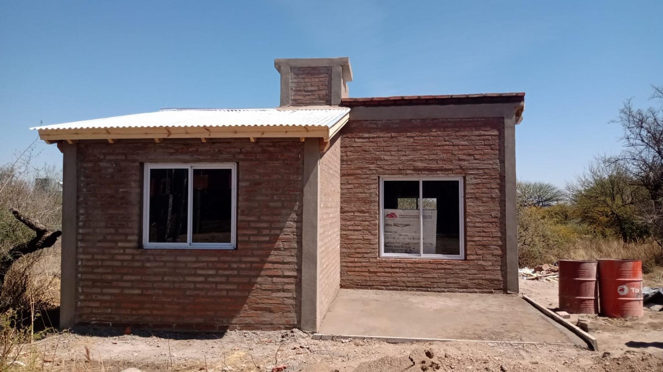 VENTA DE CASA  A TERMINAR EN LAS MORERAS, MERLO, SAN LUIS