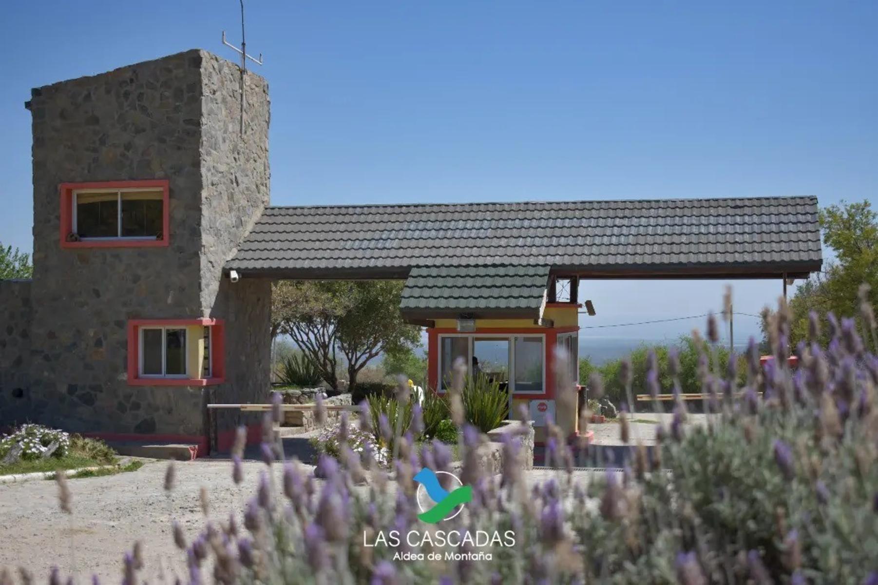 VENTA DE LOTE EN COUNTRY LAS CASCADAS, CARPNTERIA, MERLO, SAN LUIS