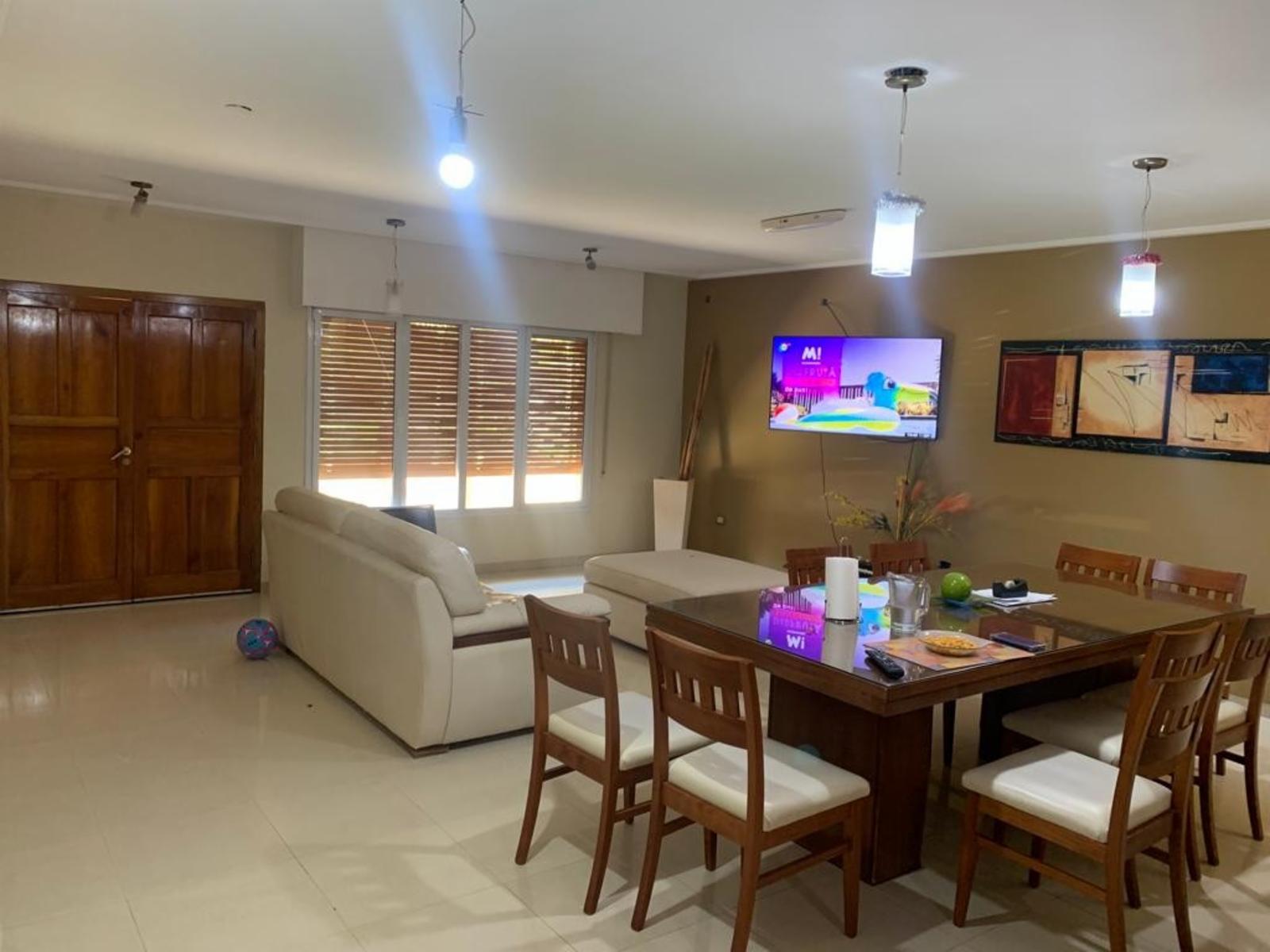 VENTA CASA DE CATEGORIA BANDA NORTE