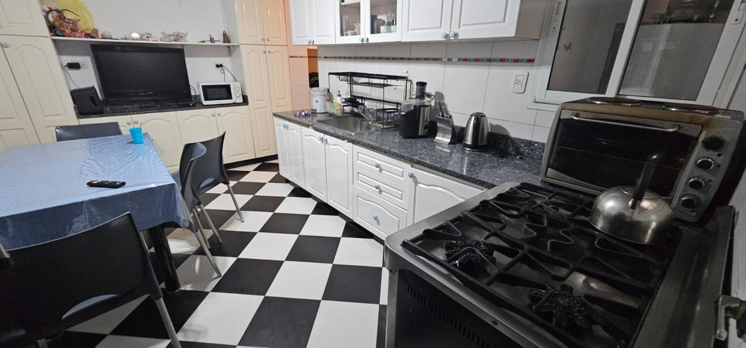 ALQUILER DEPARTAMENTO 5 AMB. C/COCHERA EN CABA