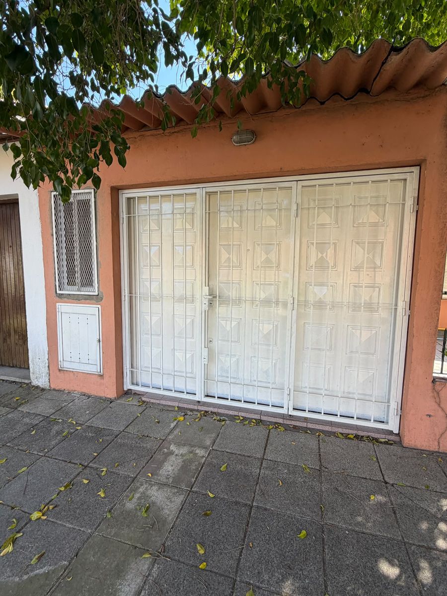 Monoambiente en Alquiler en Banfield