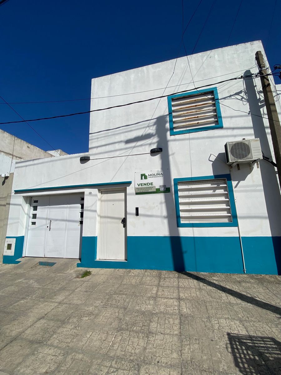 Dúplex + casa en venta