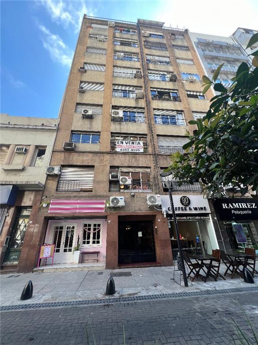 DEPARTAMENTO 3 AMBIEMBTES MAIPU AL 700 PISO 7