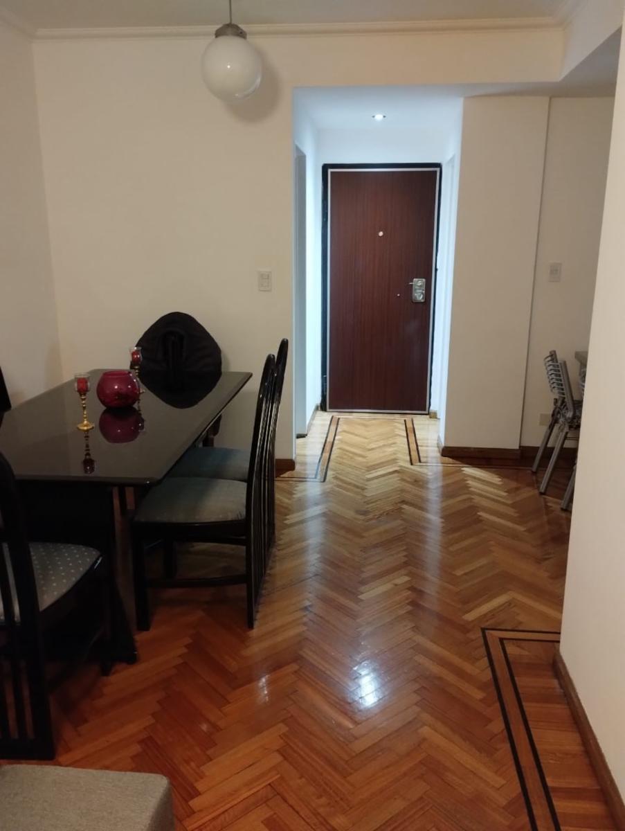 Excelente Dpto,  4 Amb, Frente balcón corrido