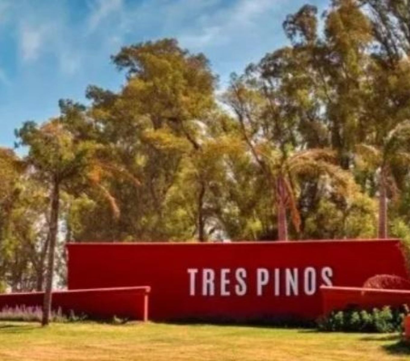 VENTA DE LOTE EN BARRIO LOS TRES PINOS