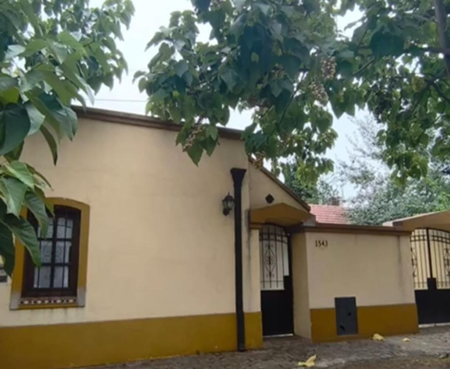 VENTA DE CHALET DOS PLANTAS CASTELAR SUR
