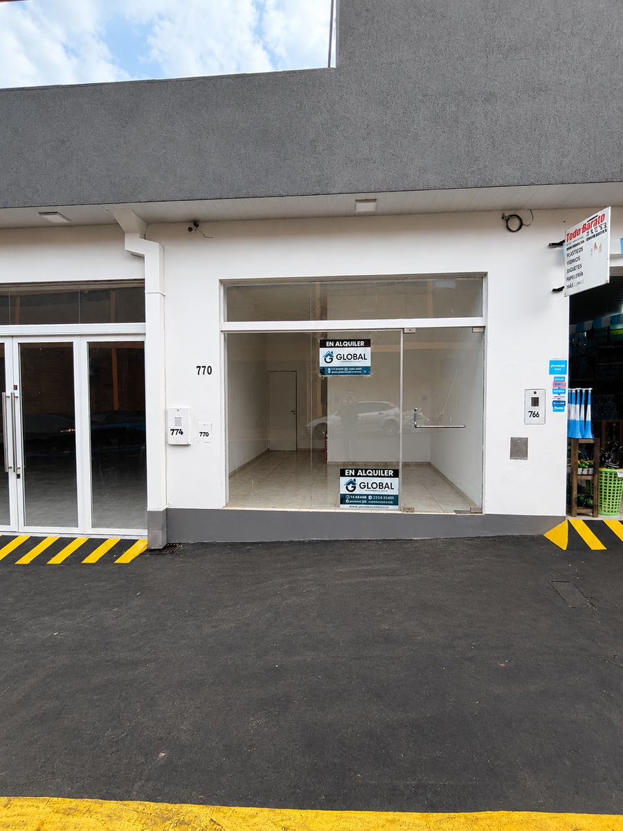 LOCAL EN ALQUILER - CALLE FRENCH 370 - OBERA