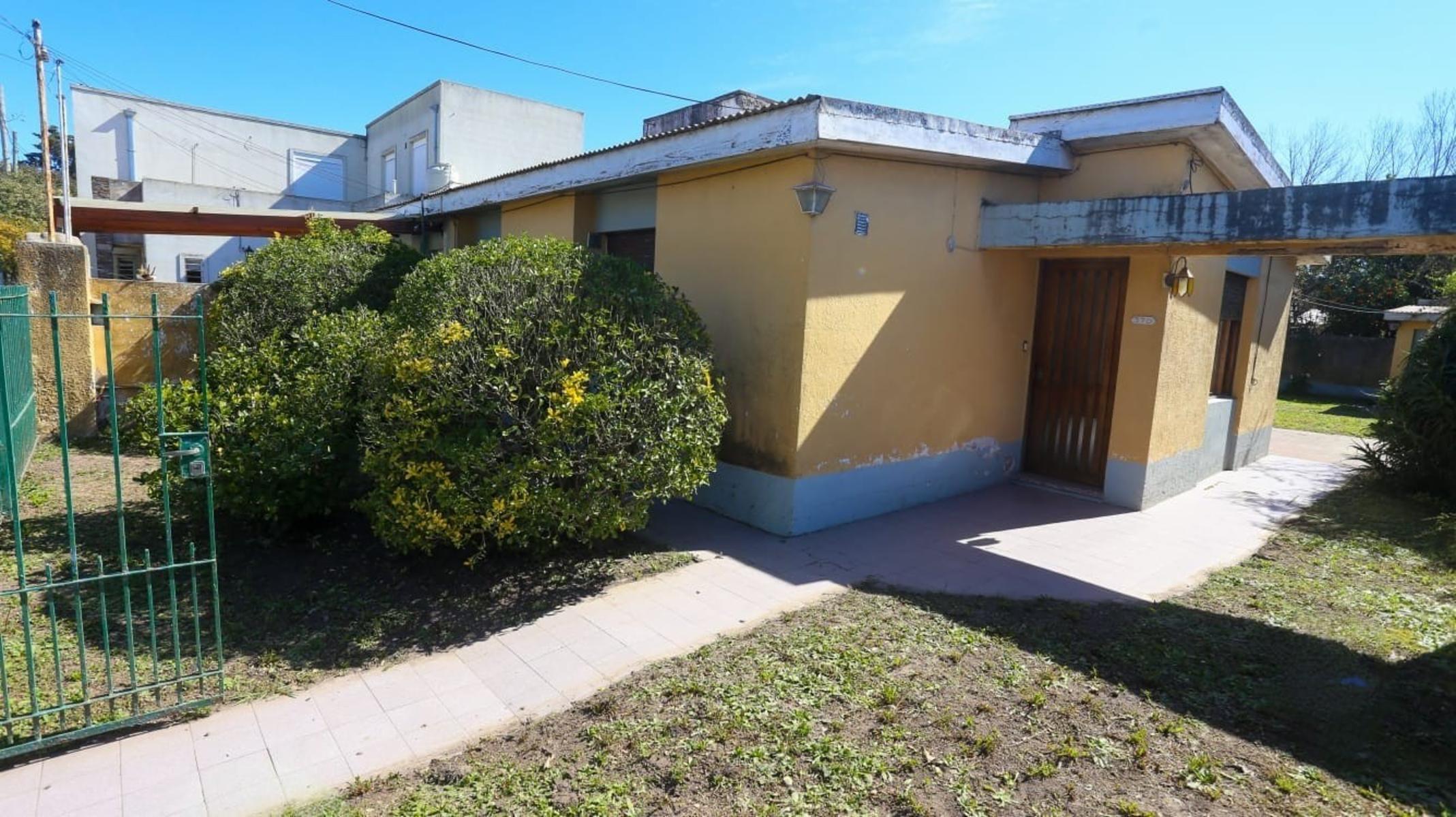 CASA 3 AMBIENTES EN VENTA EN CAÑUELAS APTO CREDITO
