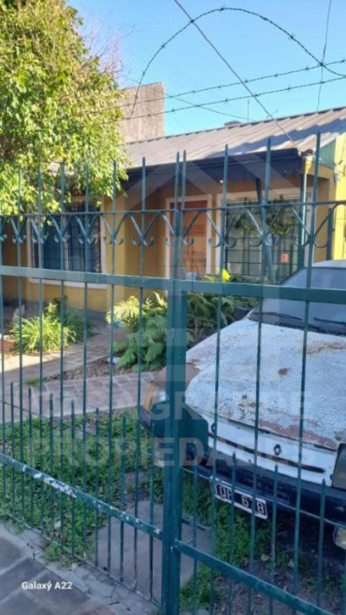 CASA EN VENTA, VILLA TESEI, IDEAL 2 FAMILIAS