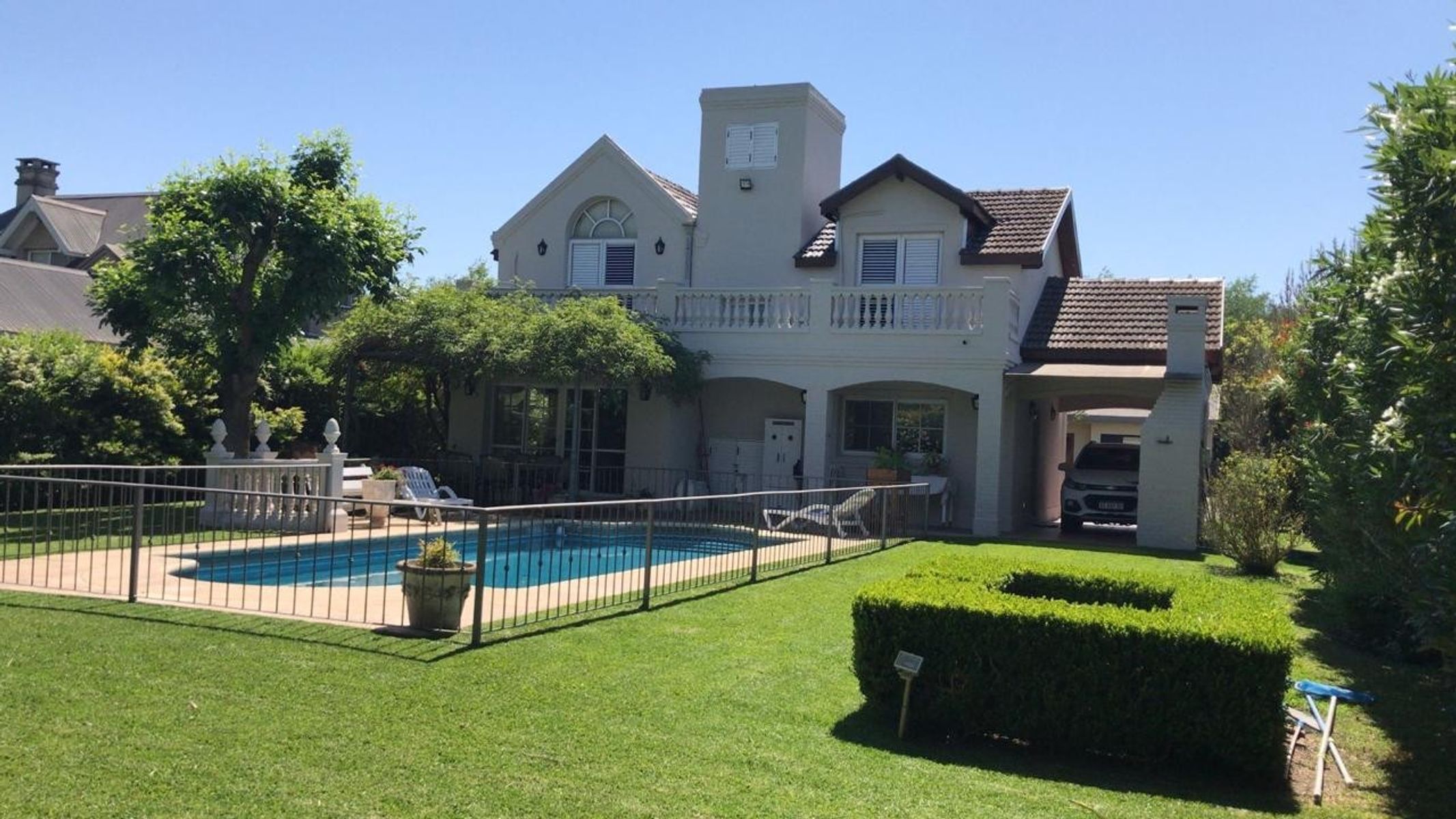 ESPECTACULAR CASA EN ALQUILER TEMPORARIO  ENERO 2026 ( Opcional Fiestasdesde 23.12)