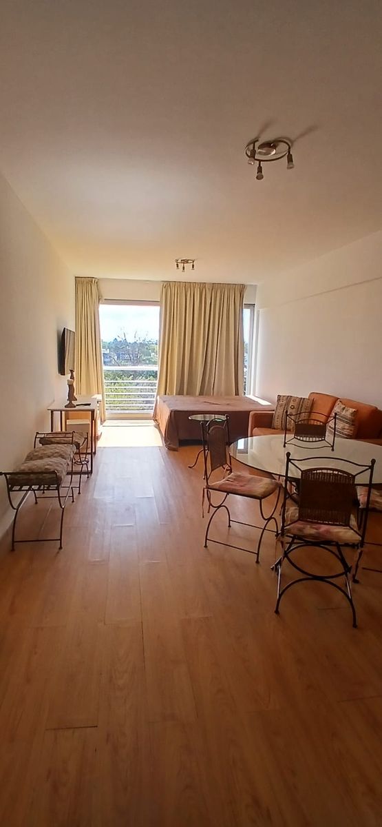 VENTA MODERNO MONOMABIENTE CON MUEBLES- EDIFICIO CONCORD PILAR