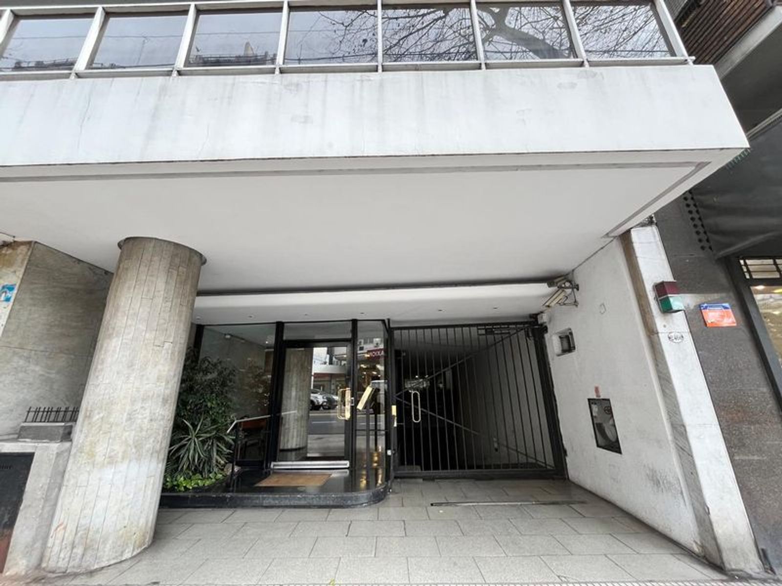 VENTA EN RECOLETA (COCHERA)