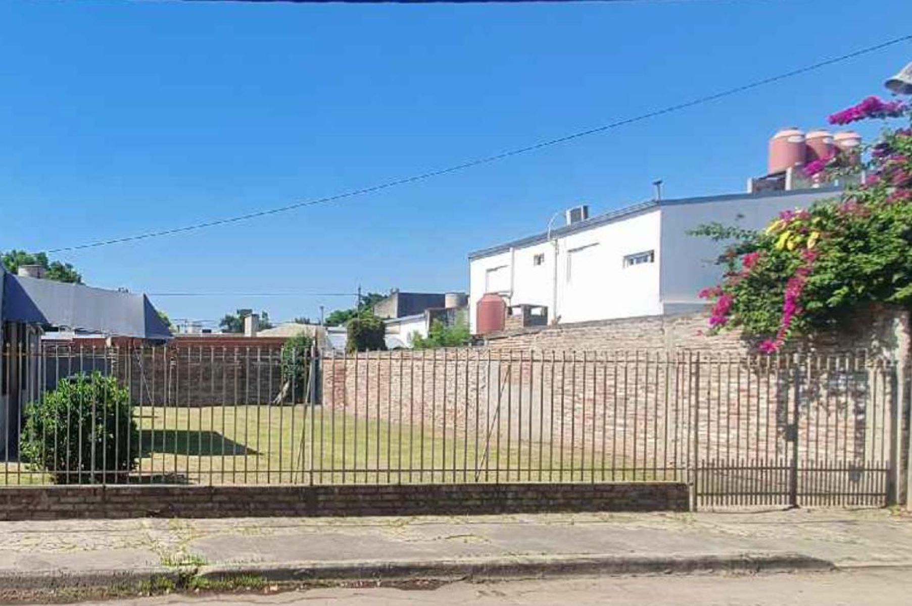 TERRENO EN PASAJE SUAREZ AL 3000