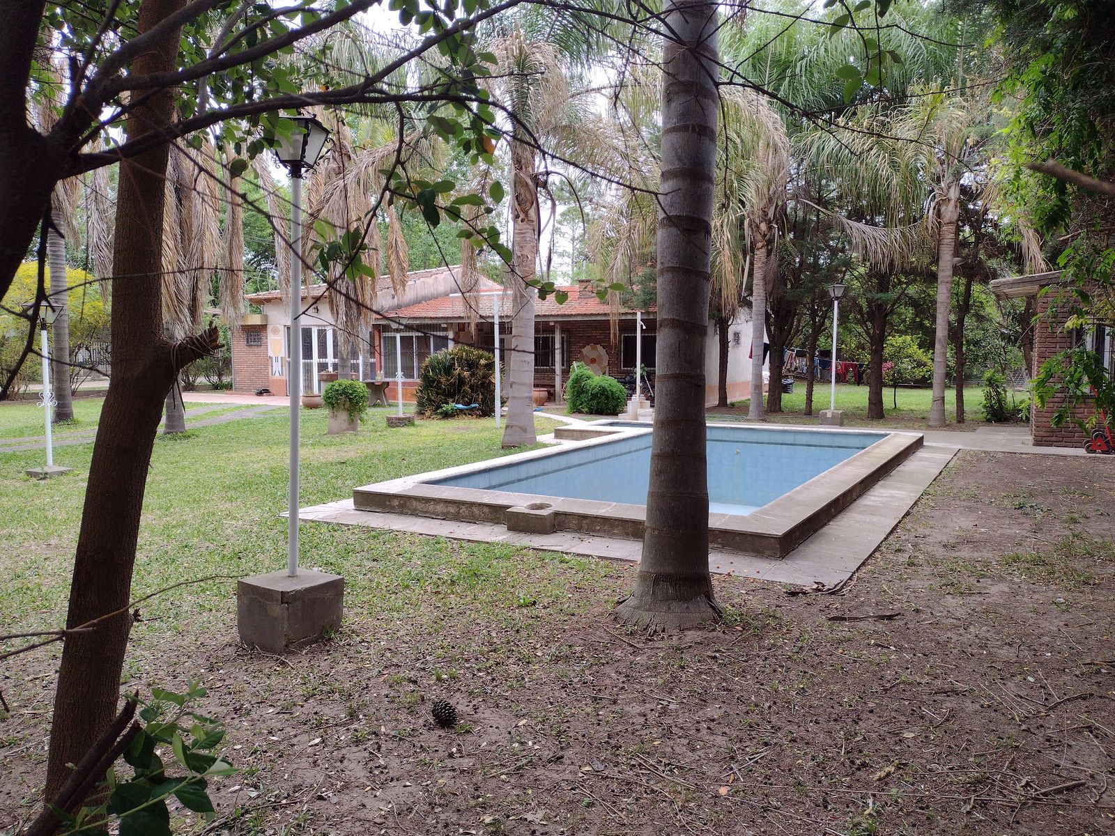 QUINTA EN ALTOS DEL SAUCE SOBRE TERRENO DE 1200 M2