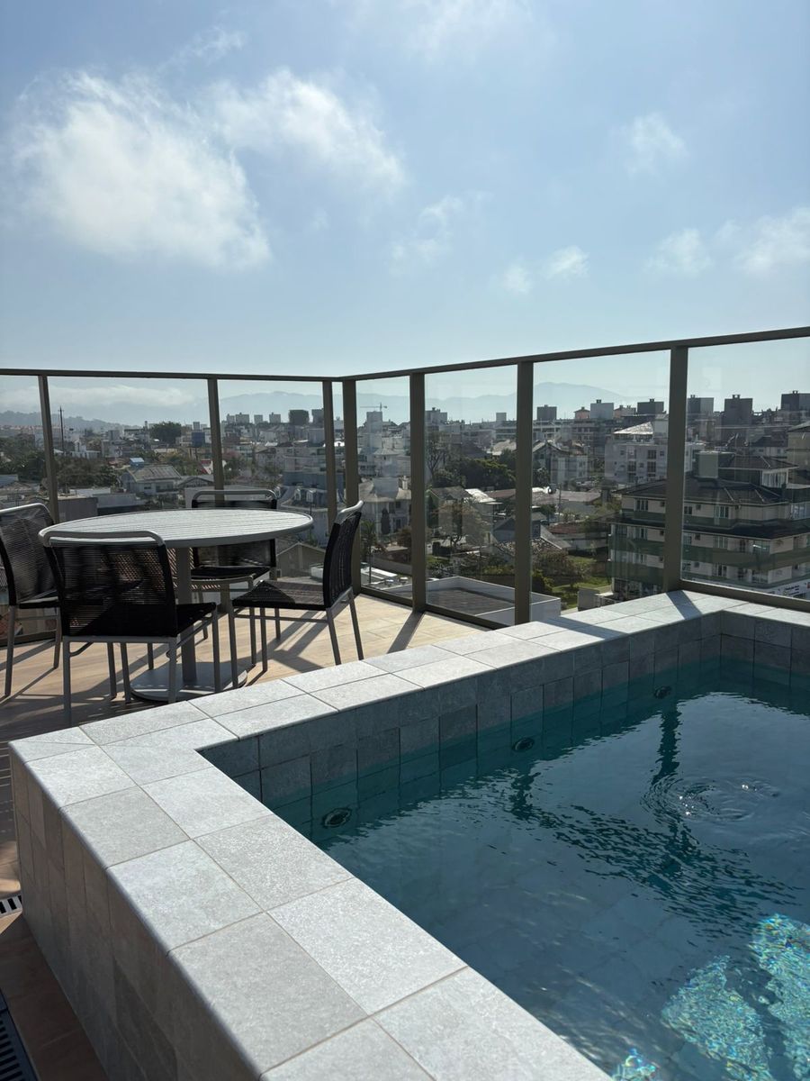 Departamento de alto padrón en Jurere - Florianópolis