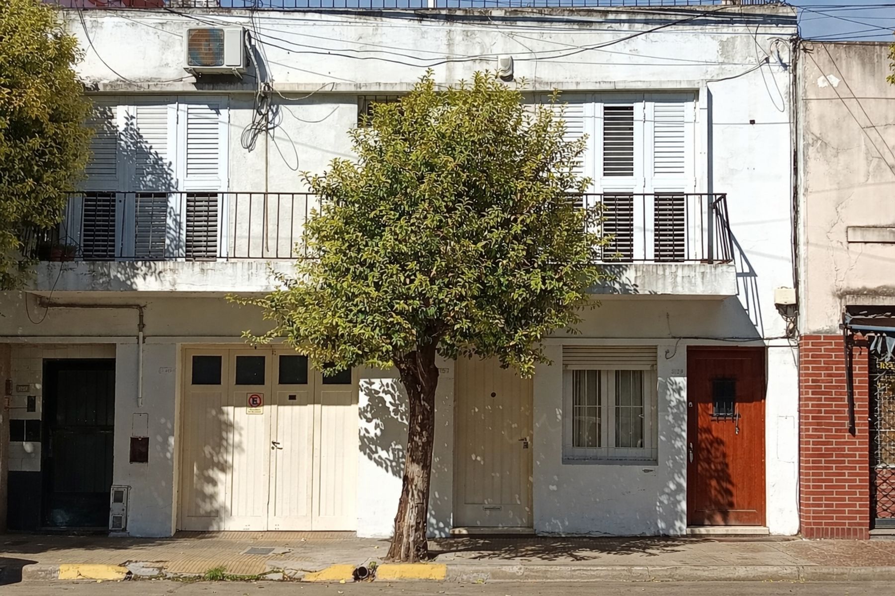 CASA EN ZONA ESTRATÉGICA EN PRIMER PISO