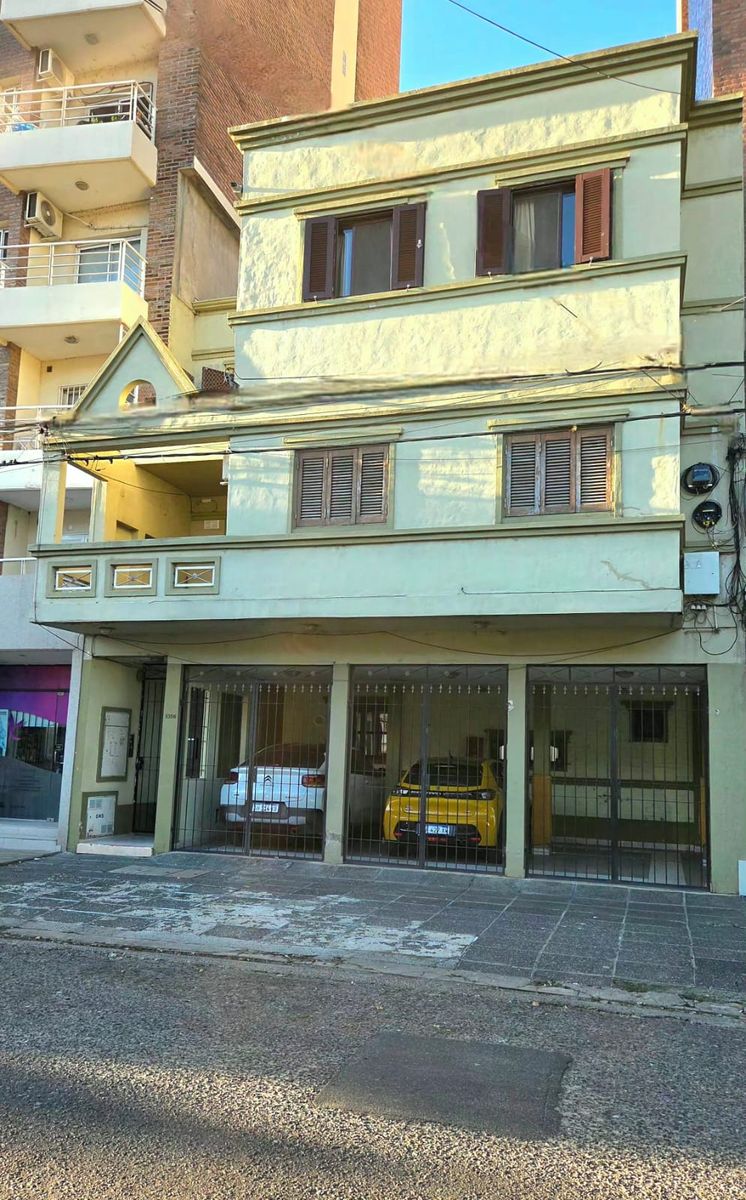 IMPECABLE DEPARTAMENTO EN CONSTITUYENTES