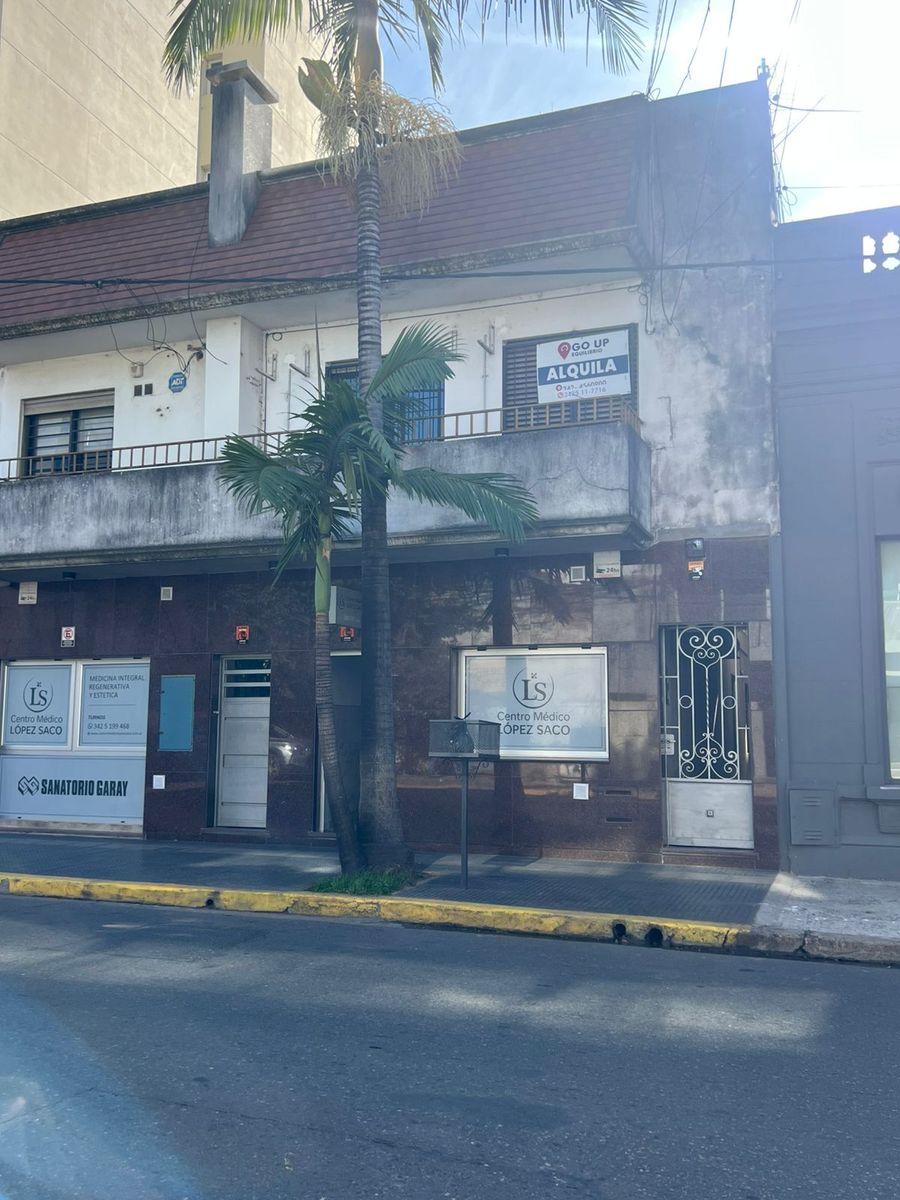 Alquiler Departamento en planta alta barrio Constituyentes