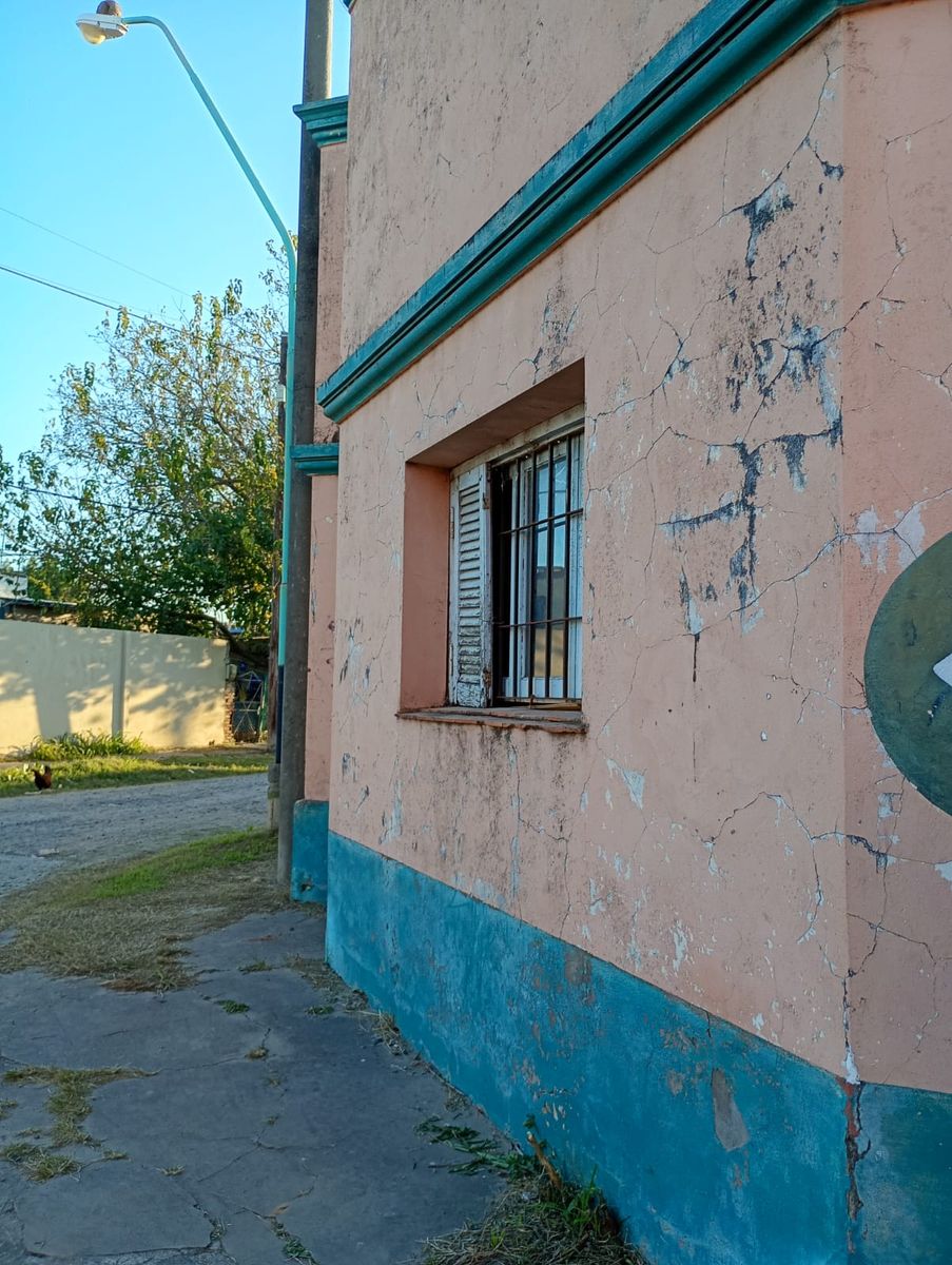 Casa a refaccionar/demoler en Santo Tome