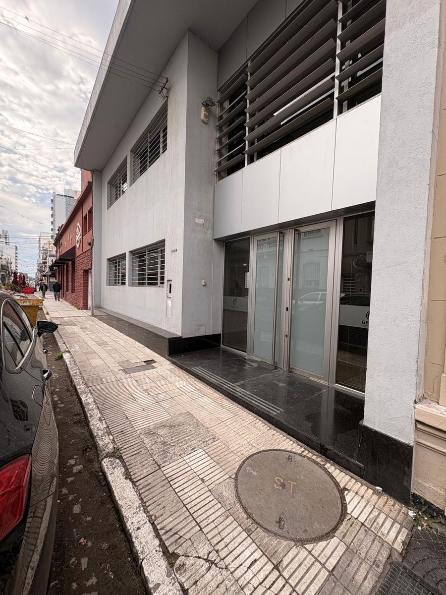 Oficinas Venta uso Profesional - Comercial