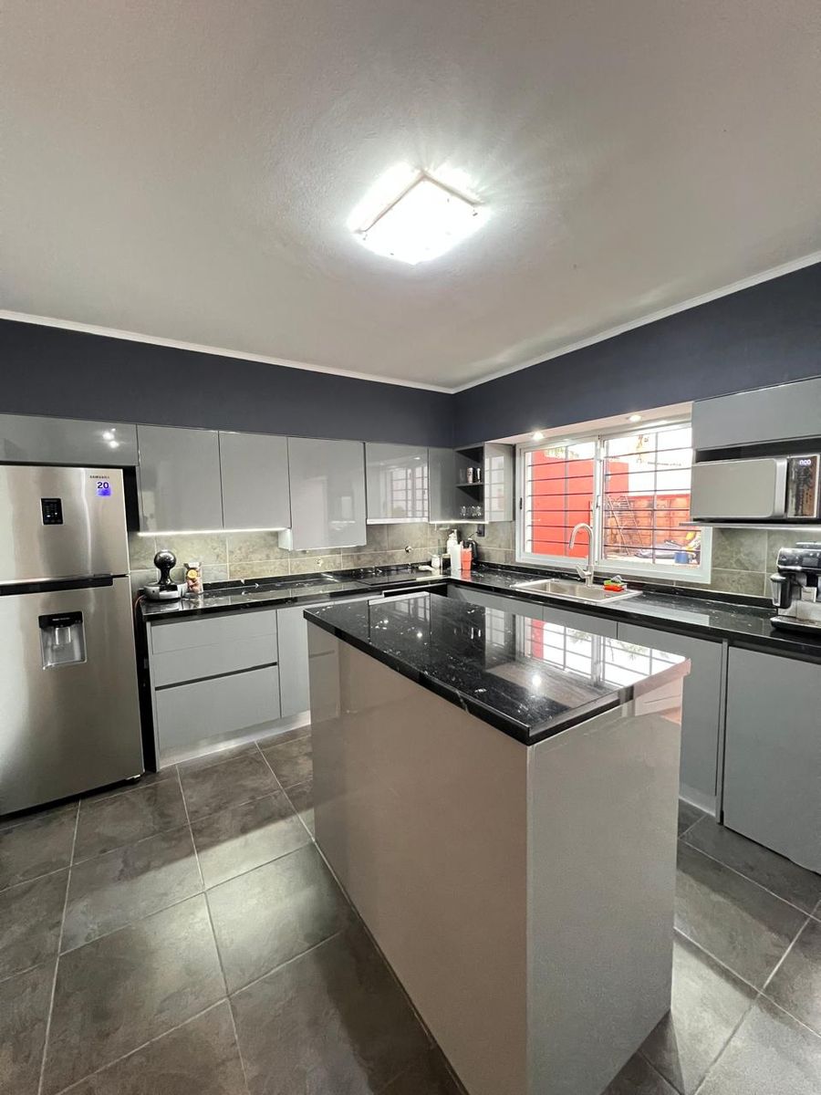 Departamento 3 dormitorios en barrio Candioti Sur