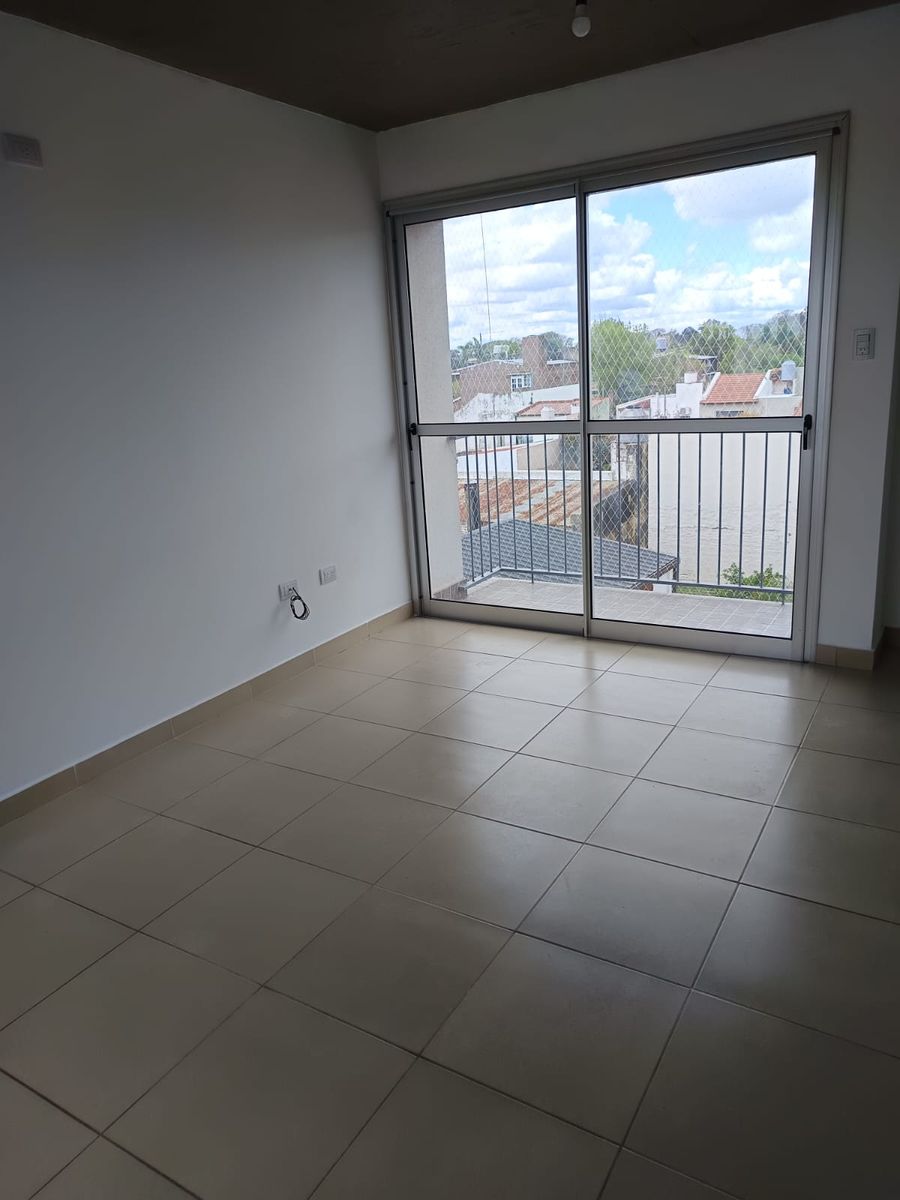 DEPARTAMENTO DE 1 DORMITORIO EN ALQUILER - GUADALUPE