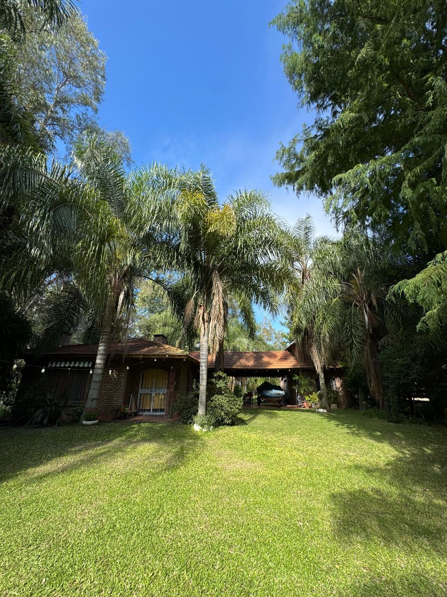 Casa en venta en el camino de acceso al Ubajay