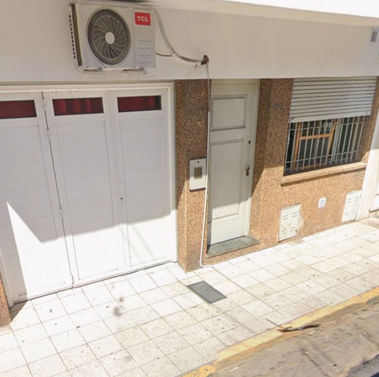 En el Corazón de Santa Fe Casa Céntrica con Patio y Cochera