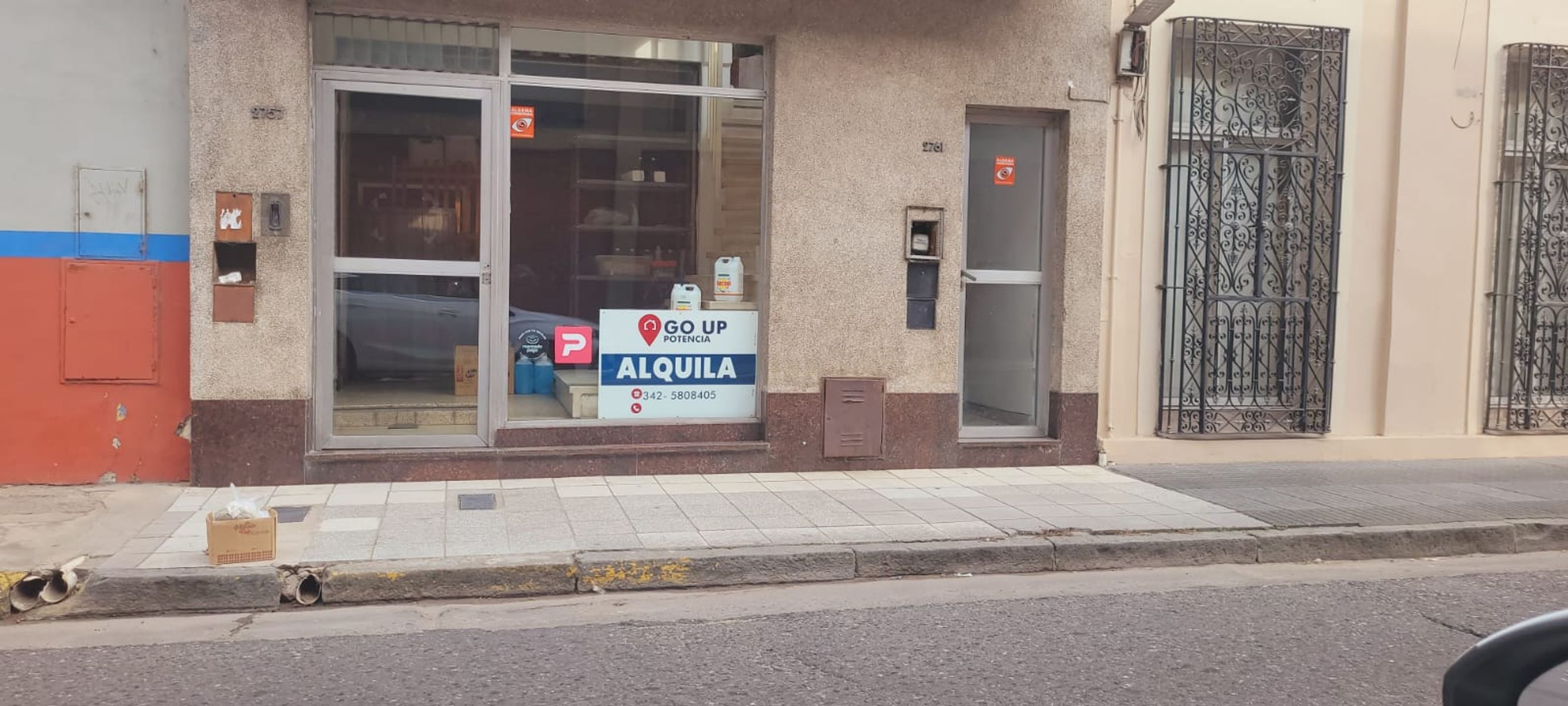 Alquiler Local en centro satafesino.
