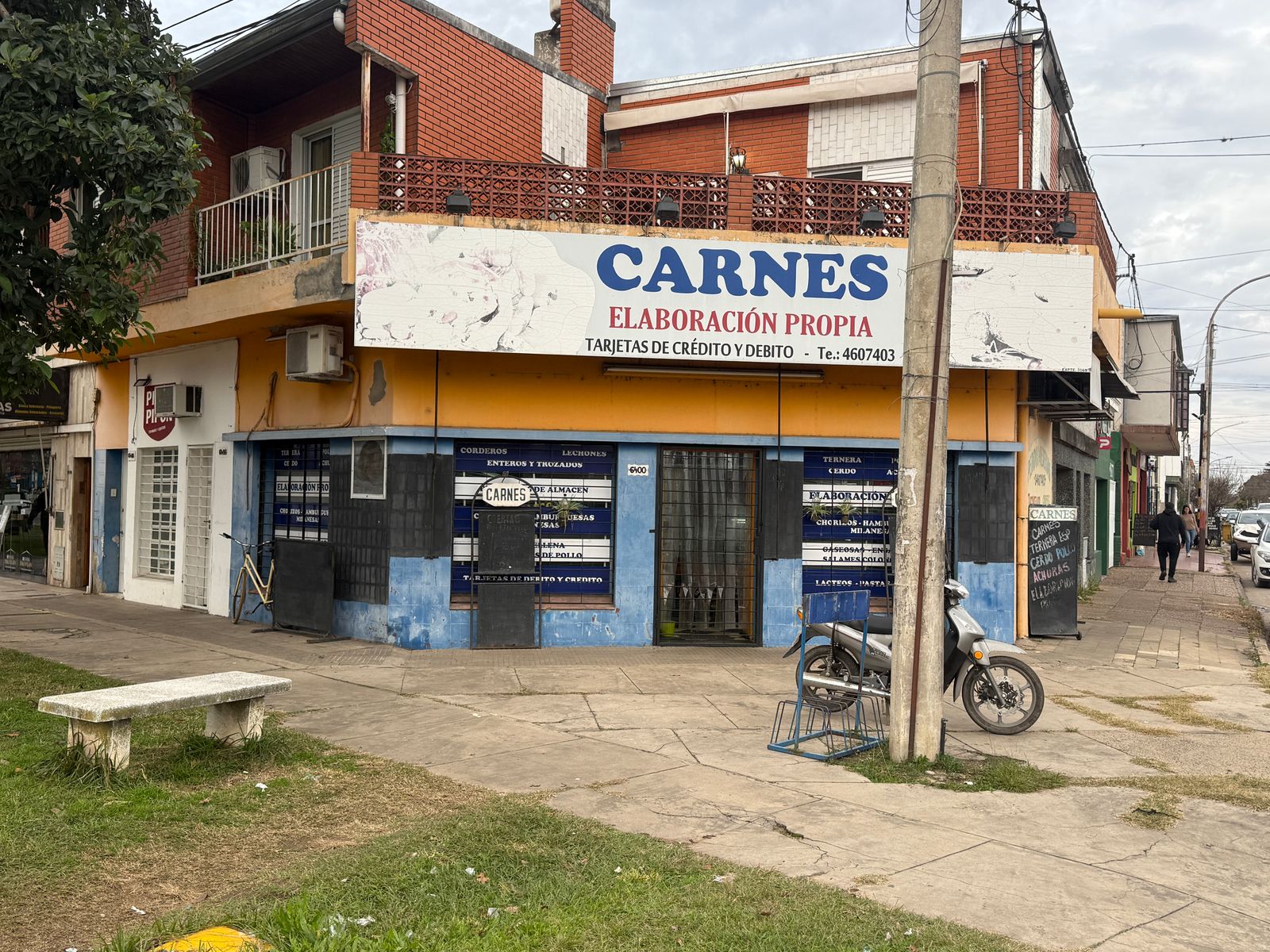 Venta departamento y local comercial en barrio Barrio Sargento Cabral